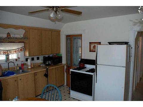 33 Gilbert St, Woonsocket, RI 02895 photo 11