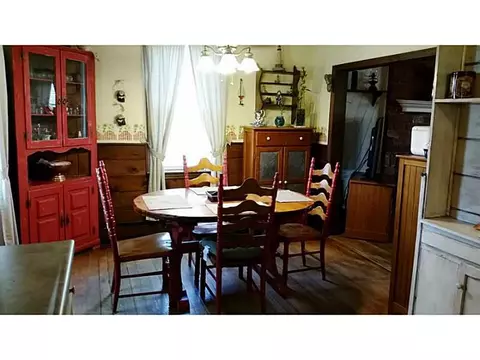 27 Niagara St, Woonsocket, RI 02895 photo 8