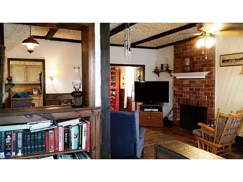 27 Niagara St, Woonsocket, RI 02895 photo 5