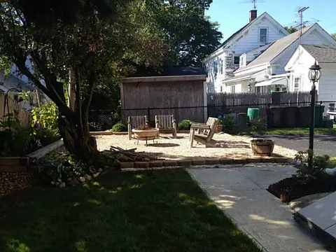 131 Boyden St, Woonsocket, RI 02895 photo 2