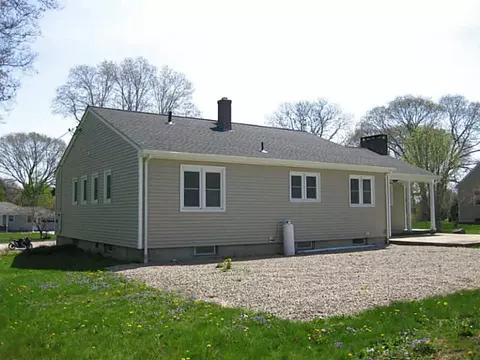 7 Azalea Dr, Westerly, RI 02891 photo 5