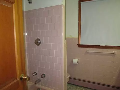 100 Cumberland Rd, Warwick, RI 02886 photo 17