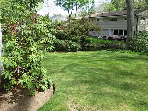 100 Cumberland Rd, Warwick, RI 02886 photo 10