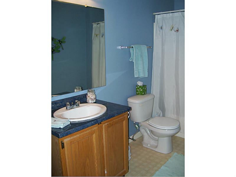 703 Brookhaven Ln, Woonsocket, RI 02895 photo 13