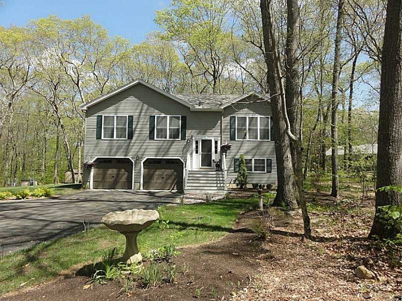 17 Laurel Rd, Exeter, RI 02822 photo 1