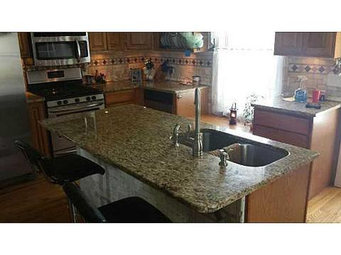 81 Ogden Ave, Warwick, RI 02889 photo 4
