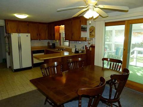 97 Marigold Dr, Warwick, RI 02889 photo 7