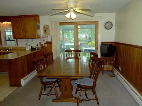 97 Marigold Dr, Warwick, RI 02889 photo 6
