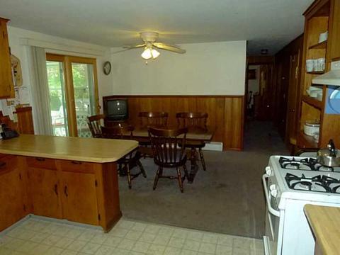 97 Marigold Dr, Warwick, RI 02889 photo 11