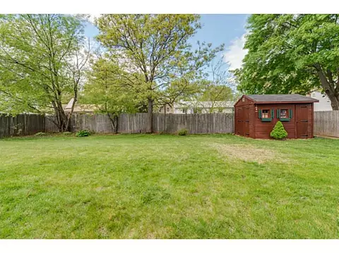 353 Asylum Rd, Warwick, RI 02886 photo 21