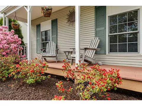 353 Asylum Rd, Warwick, RI 02886 photo 18