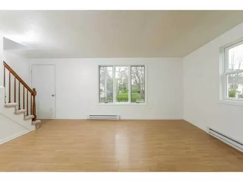28 Ann St, Westerly, RI 02891 photo 4