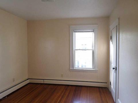 8 Cold Spring Pl, Woonsocket, RI 02895 photo 18