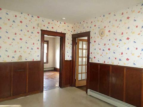 8 Cold Spring Pl, Woonsocket, RI 02895 photo 4