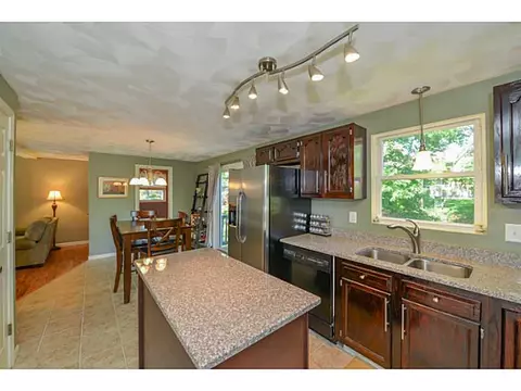 117 Staples Ave, Warwick, RI 02886 photo 11