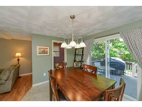117 Staples Ave, Warwick, RI 02886 photo 8