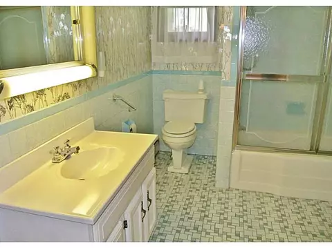 63 Read Ave, Woonsocket, RI 02895 photo 10