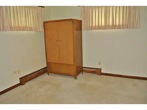 63 Read Ave, Woonsocket, RI 02895 photo 9