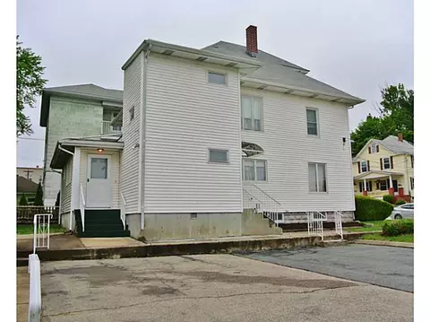 63 Read Ave, Woonsocket, RI 02895 photo 3