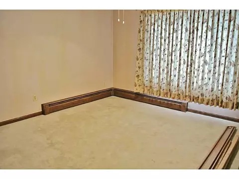 63 Read Ave, Woonsocket, RI 02895 photo 8