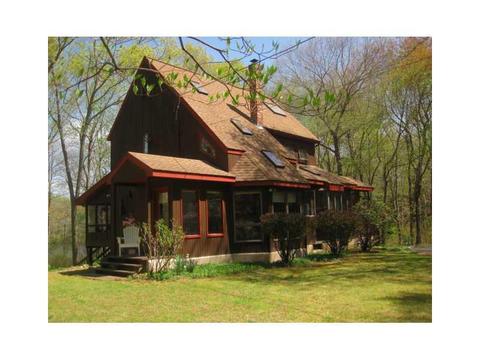 19 Dolly Pond Rd, Exeter, RI 02822 photo 2