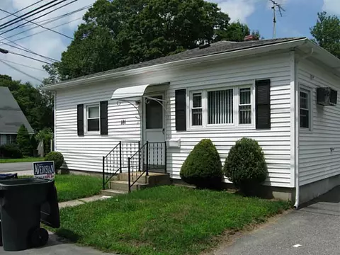 181 Grove Ave, Warwick, RI 02889 photo 1