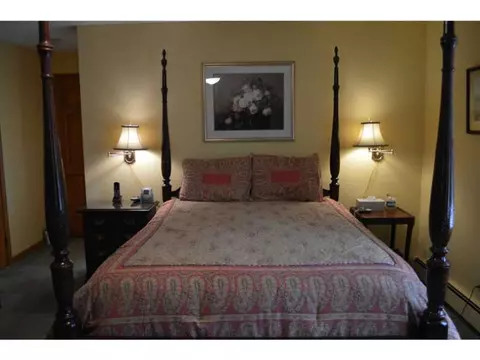 200 Spring Water Dr, Woonsocket, RI 02895 photo 12