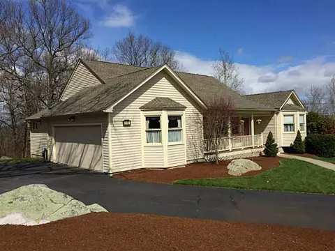 200 Spring Water Dr, Woonsocket, RI 02895 photo 2