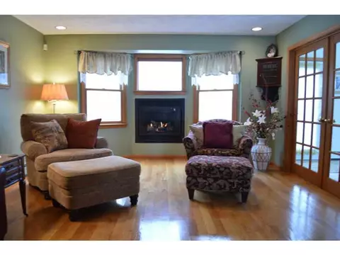 200 Spring Water Dr, Woonsocket, RI 02895 photo 9