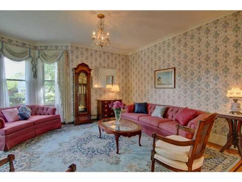 180 Winter St, Woonsocket, RI 02895 photo 5