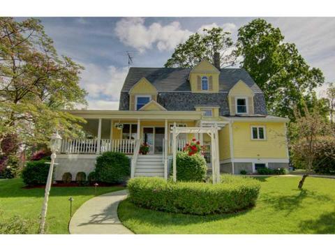 180 Winter St, Woonsocket, RI 02895 photo 1