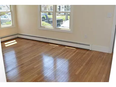 62 Barber Ave, Warwick, RI 02886 photo 5