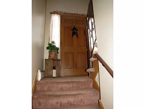 328 Orchard St, Woonsocket, RI 02895 photo 13