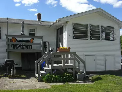 328 Orchard St, Woonsocket, RI 02895 photo 21
