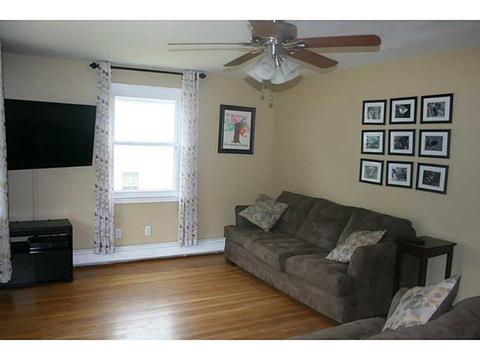 144 Lilac Ave, Woonsocket, RI 02895 photo 3