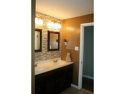 144 Lilac Ave, Woonsocket, RI 02895 photo 7