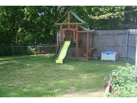144 Lilac Ave, Woonsocket, RI 02895 photo 16