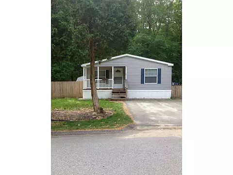 17 Hillside Dr, Mapleville, RI 02839 photo 1