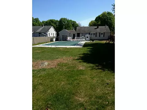 9 State St, Westerly, RI 02891 photo 3