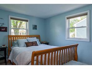 59 Claypool Dr, Warwick, RI 02886 photo 13