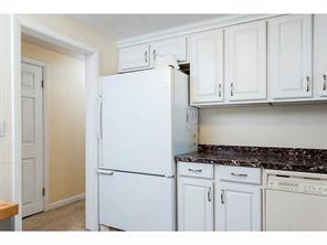 59 Claypool Dr, Warwick, RI 02886 photo 7