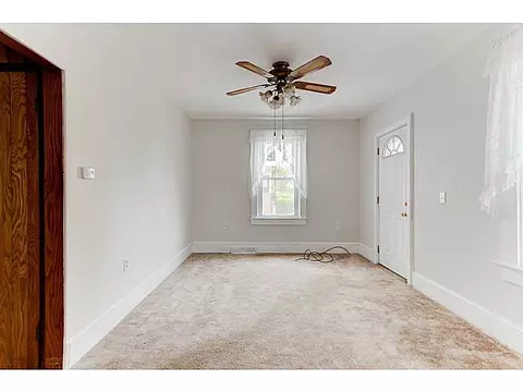 99 Gilbert St, Woonsocket, RI 02895 photo 18