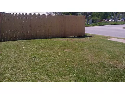 7 Stephanie Ct, Warwick, RI 02889 photo 3