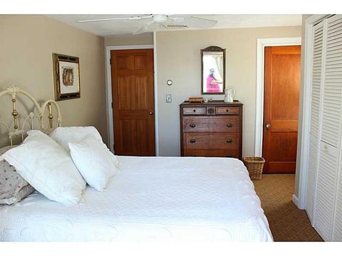 68 Beach St, Warren, RI 02885 photo 20