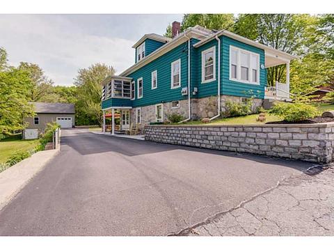 64 Roberge Ave, Woonsocket, RI 02895 photo 2