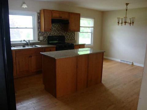 175 Boulevard, Middletown, RI 02842 photo 4