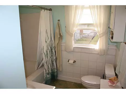 45 Talcott Ave, Warwick, RI 02889 photo 11