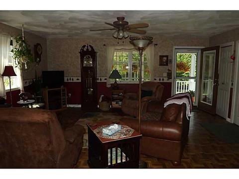 195 Tarkiln Rd, Glocester, RI 02814 photo 8