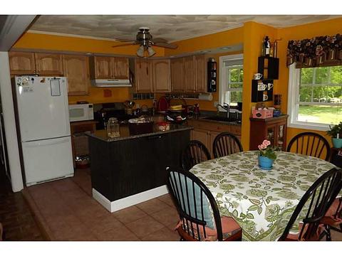 195 Tarkiln Rd, Glocester, RI 02814 photo 6