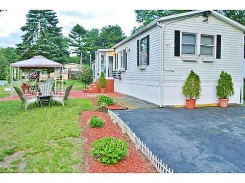 47 Oak Ter, Mapleville, RI 02839 photo 1